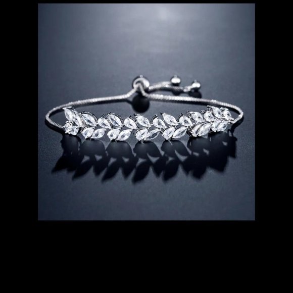 Sterling Silver Earrings Pendant Necklace Set - Picture 4 of 14